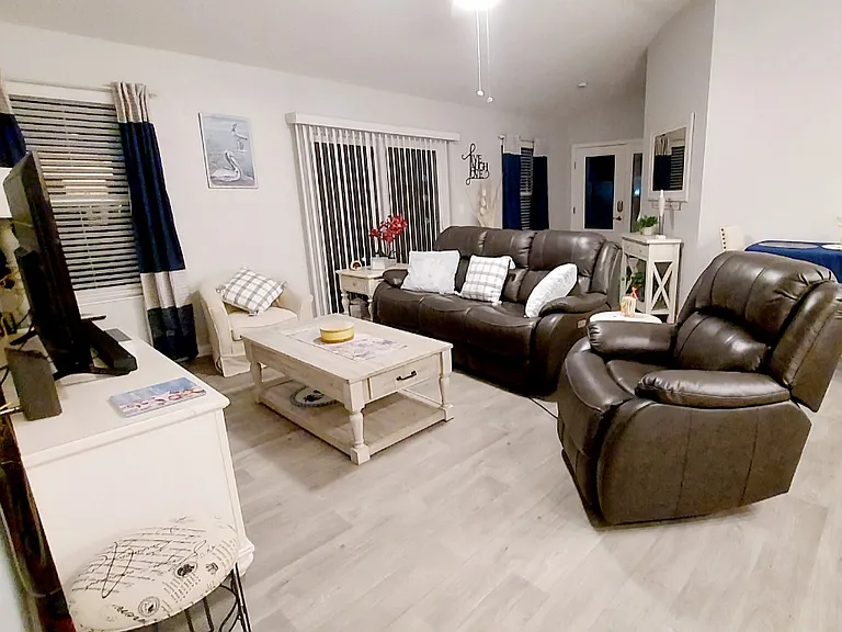 6044 Chase Ct — Photo 6