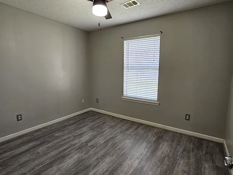 25 Azalea Dr — Photo 14