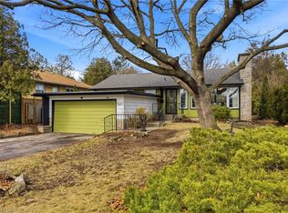 5411 Stratton Rd, Burlington, ON L7L 2Z1