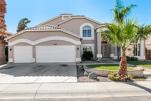 1907 W Pinon Ct Photo 1