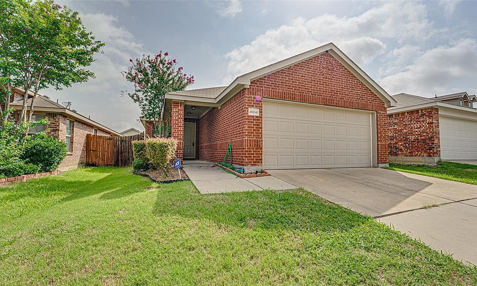 1st image of 4014 Houston Dr