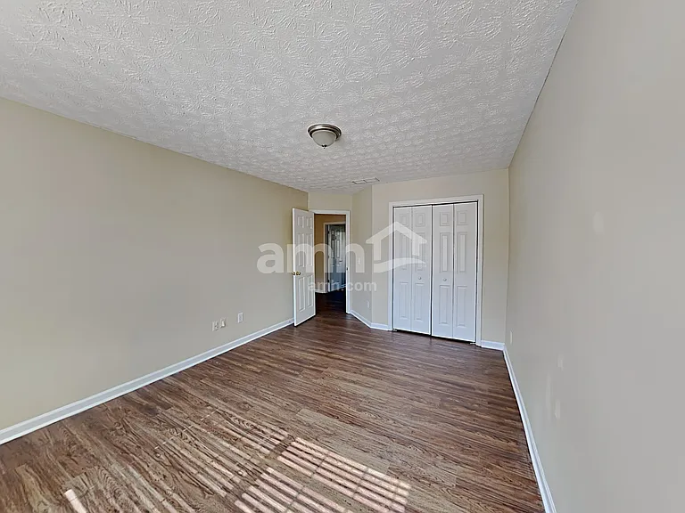 714 Baskins Cir — Photo 19