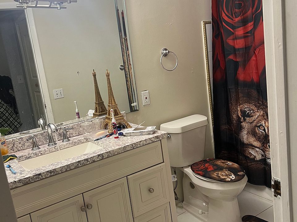 1st image of 733 NW 15th St #1