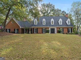 8705 River Bluff Ln, Roswell, GA