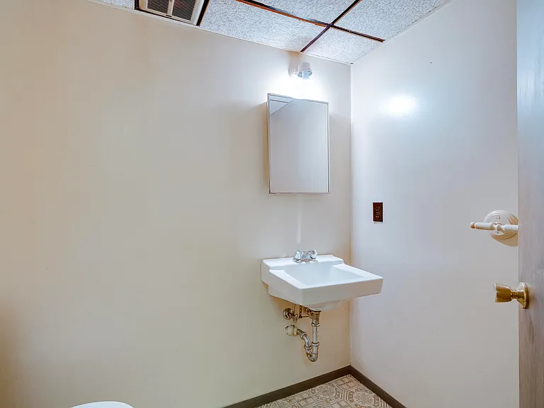 5806 Wedgewood Rd — Photo 47