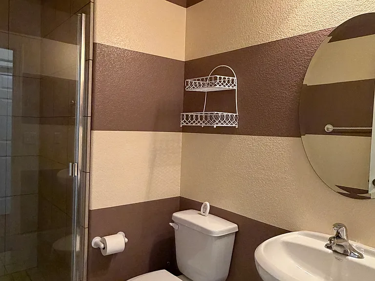 985 Marble Hills Cir — Photo 14