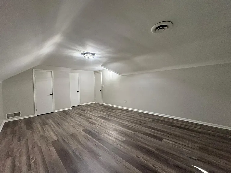 1037 Keystone Dr — Photo 15