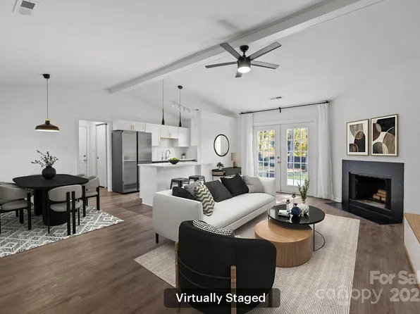 9036 Trailhead Ct, Charlotte, NC 28227