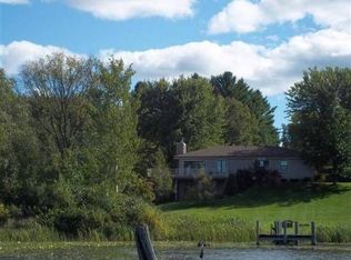 9146 Addison Dr, Cheboygan, MI 49721