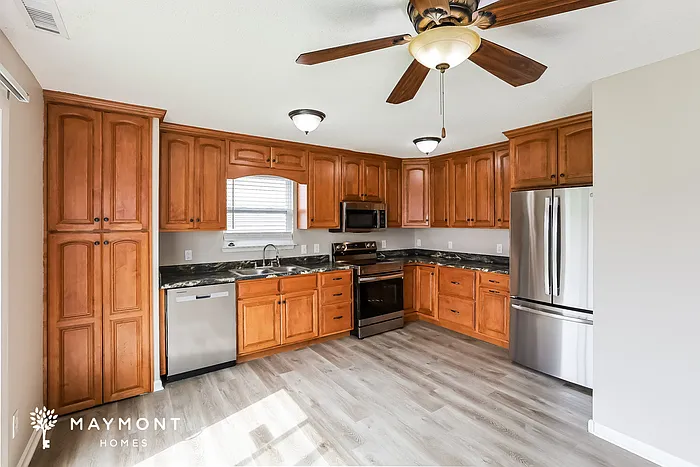 6744 Everbloom Ln — Photo 7