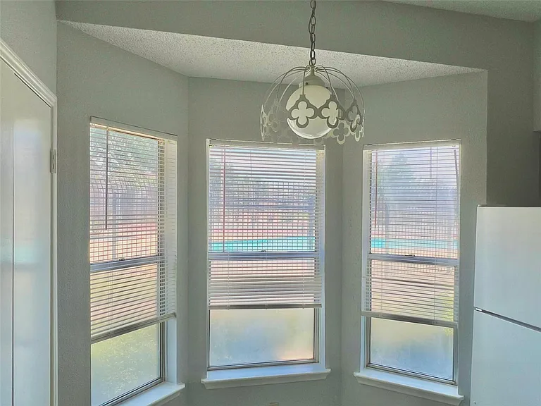 12400 Brookglade Cir #63 — Photo 8