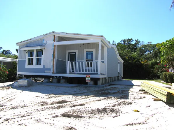 54 Macuro Ct #671, Fort Myers, FL 33912