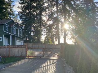 4719 N Island Dr E, Bonney Lake, WA 98391