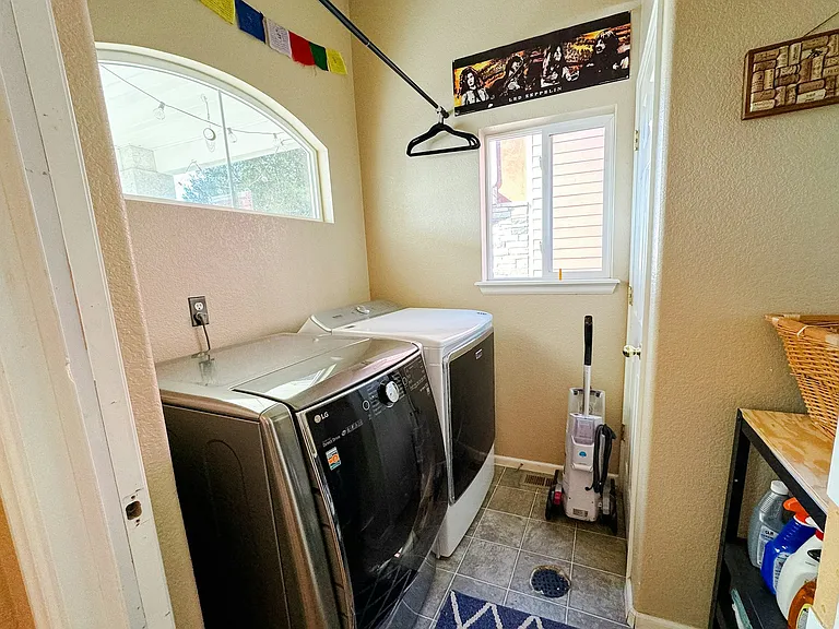 4816 Ireland Ct — Photo 16