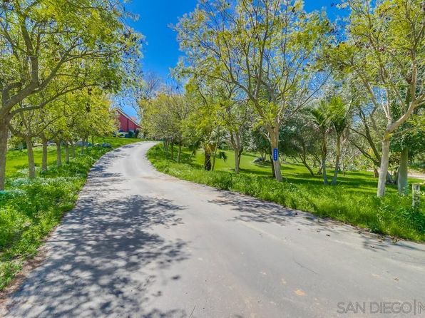 15815 Indian Valley Rd, Jamul, CA 91935