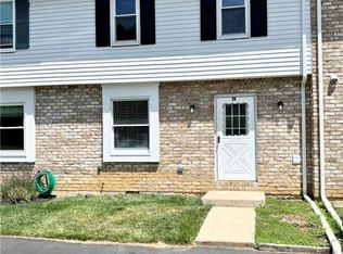 15 W Chestnut St, Macungie, PA 18062