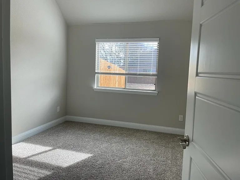 2408 Normandy Ave — Photo 26