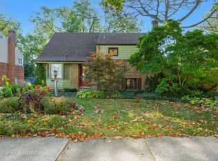 18429 Clyde Rd, Homewood, IL 60430