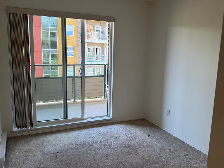 2915 Glen Dr — Photo 10