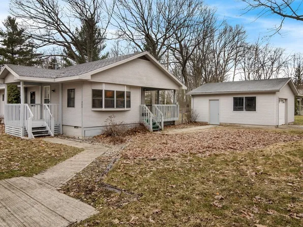 260 Anthony St, Fife Lake, MI 49633