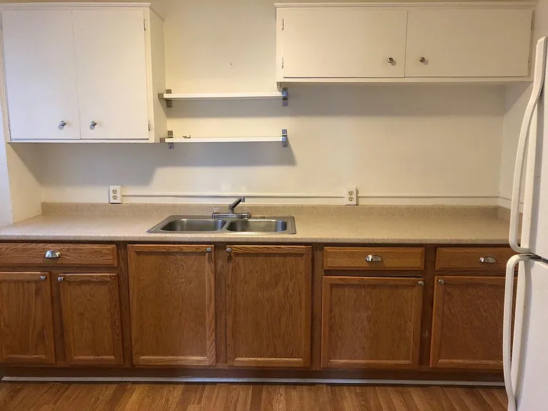 1304 W Broadway Ave #1304A — Photo 8