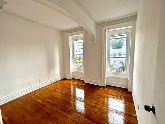 Rented by A P Realty Group NY LTD | media 2