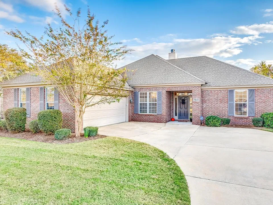 9632 Helmsley Cir