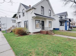 1652 Deane Blvd, Racine, WI 53405