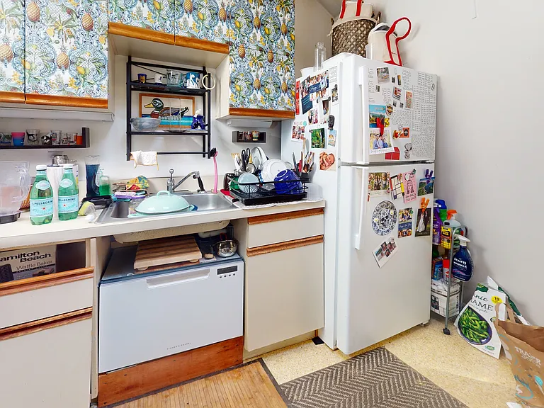 12 Lyman St #3 — Photo 2