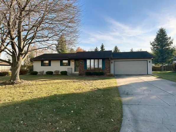 2651 Kenhill Dr, Green Bay, WI 54313