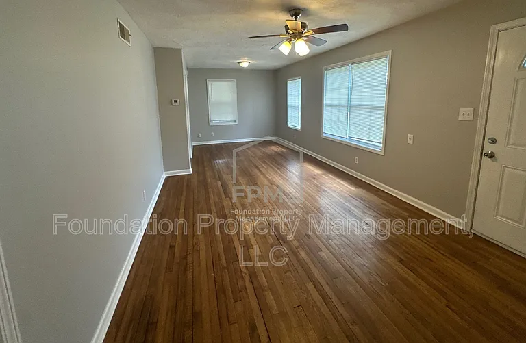 3710 Elm Park Rd — Photo 6