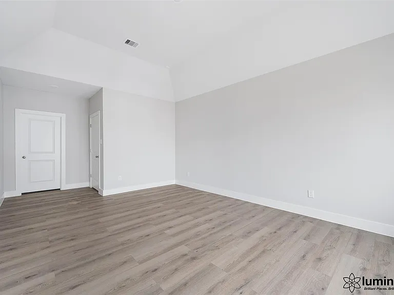 6702 Metro Blvd #3 — Photo 21