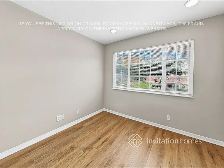 5817 NW 125th Ave — Photo 18
