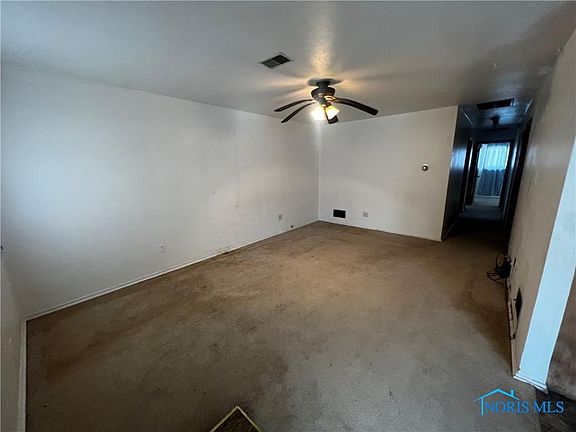 2nd image of 3114 Maher St