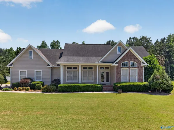 105 Sharp Dr, Gadsden, AL 35903