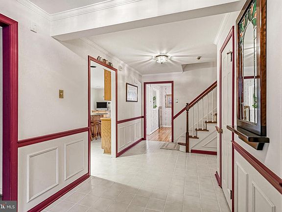 5th image of 705 Iron Post Rd