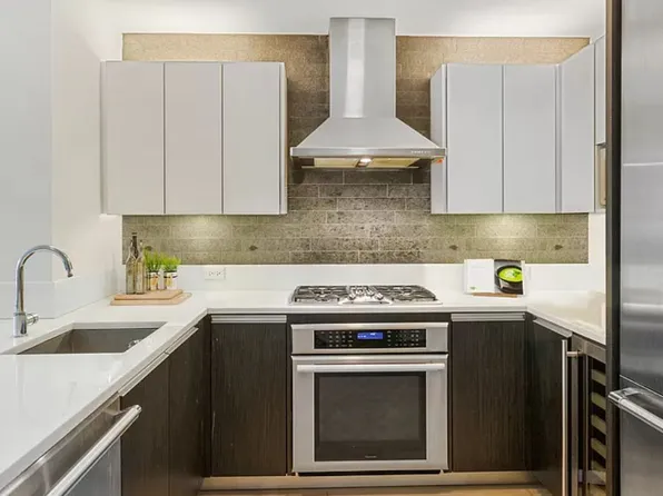 247 West 46th Street image 1 of 22