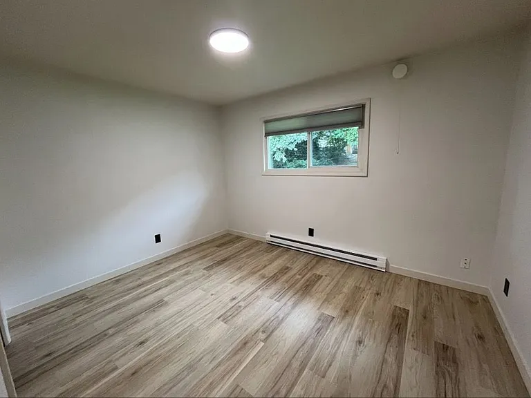 900 Liberty St #2 — Photo 9