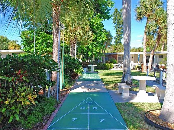 5th image of 1385 Gulf Blvd APT 3