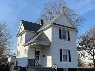 481 N Grand Ave, Bradley, IL 60915