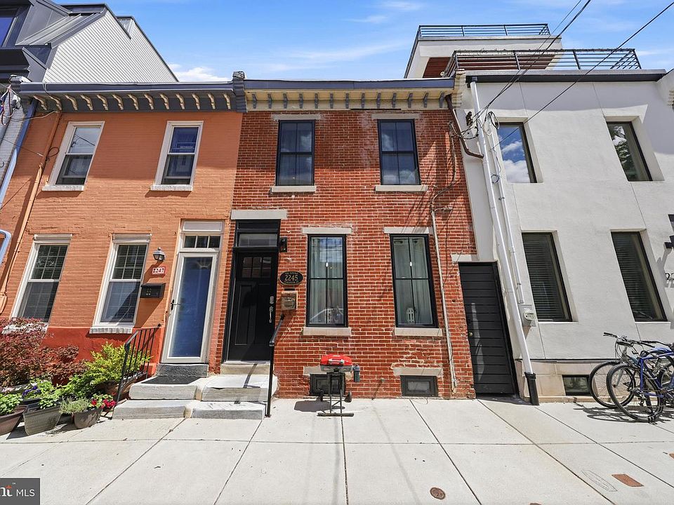 1st image of 2245 Pemberton St