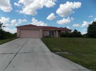 3304 26th St SW, Lehigh Acres, FL 33976