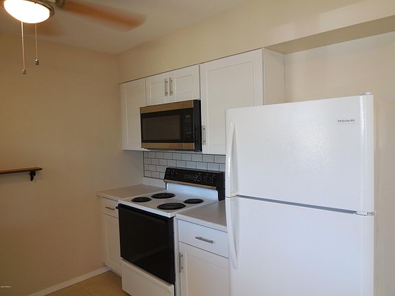 5th image of 10571 W Coggins Dr