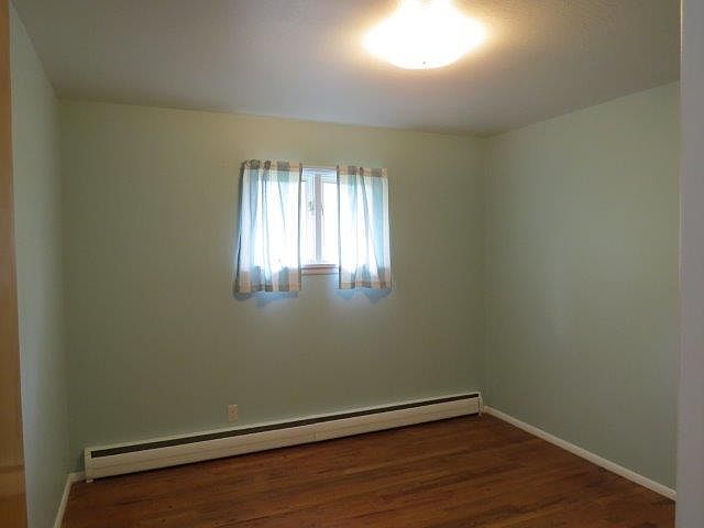 2nd image of 1342 Pioneer Rd