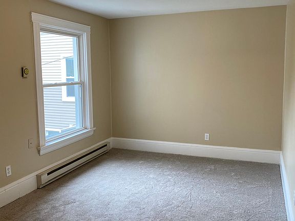 5th image of 127 S Main St #3