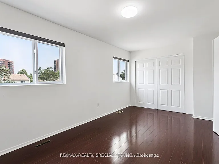 3500 Glen Erin Dr #55 — Photo 11
