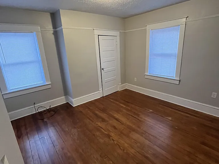 502 N Loudoun St #B — Photo 5
