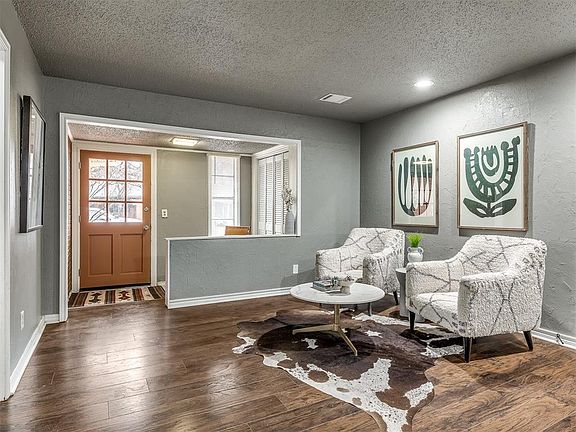 3rd image of 1107 Kouba Dr