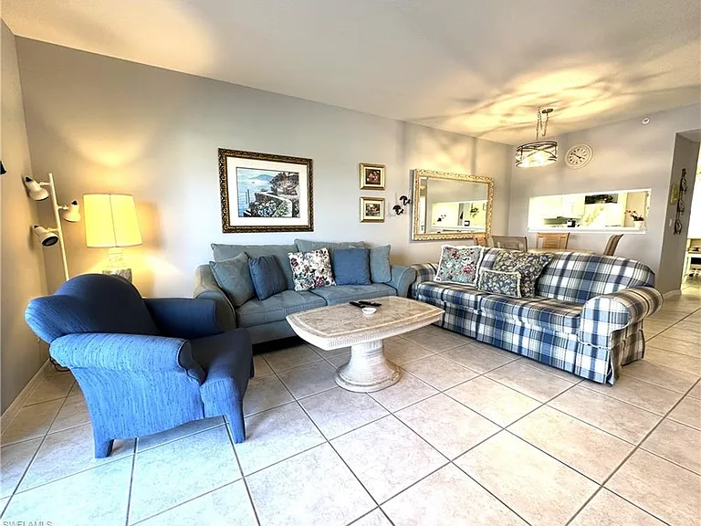 6670 Huntington Lakes Cir #103 — Photo 10