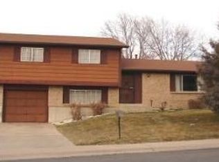 2910 S Biscay St, Aurora, CO 80013